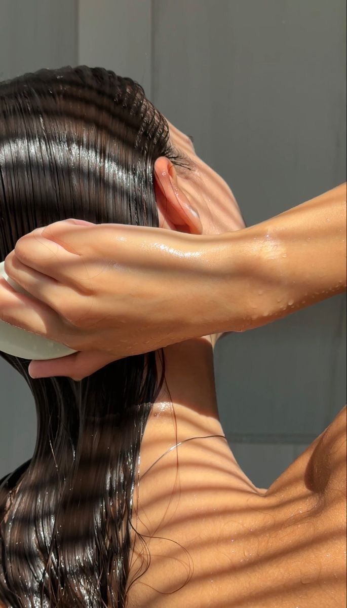 What Most Doctors Miss About Women’s Hair Loss