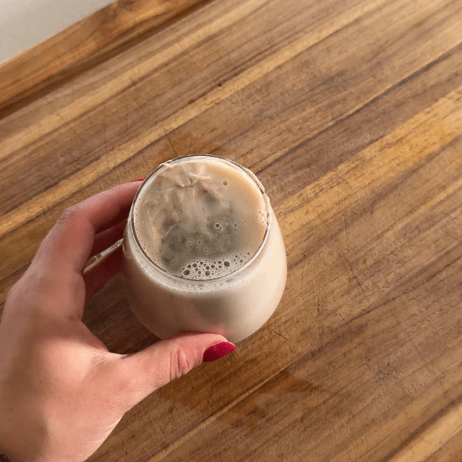 Chamomile Fog Latte: A Calming, Caffeine-Free Herbal Delight